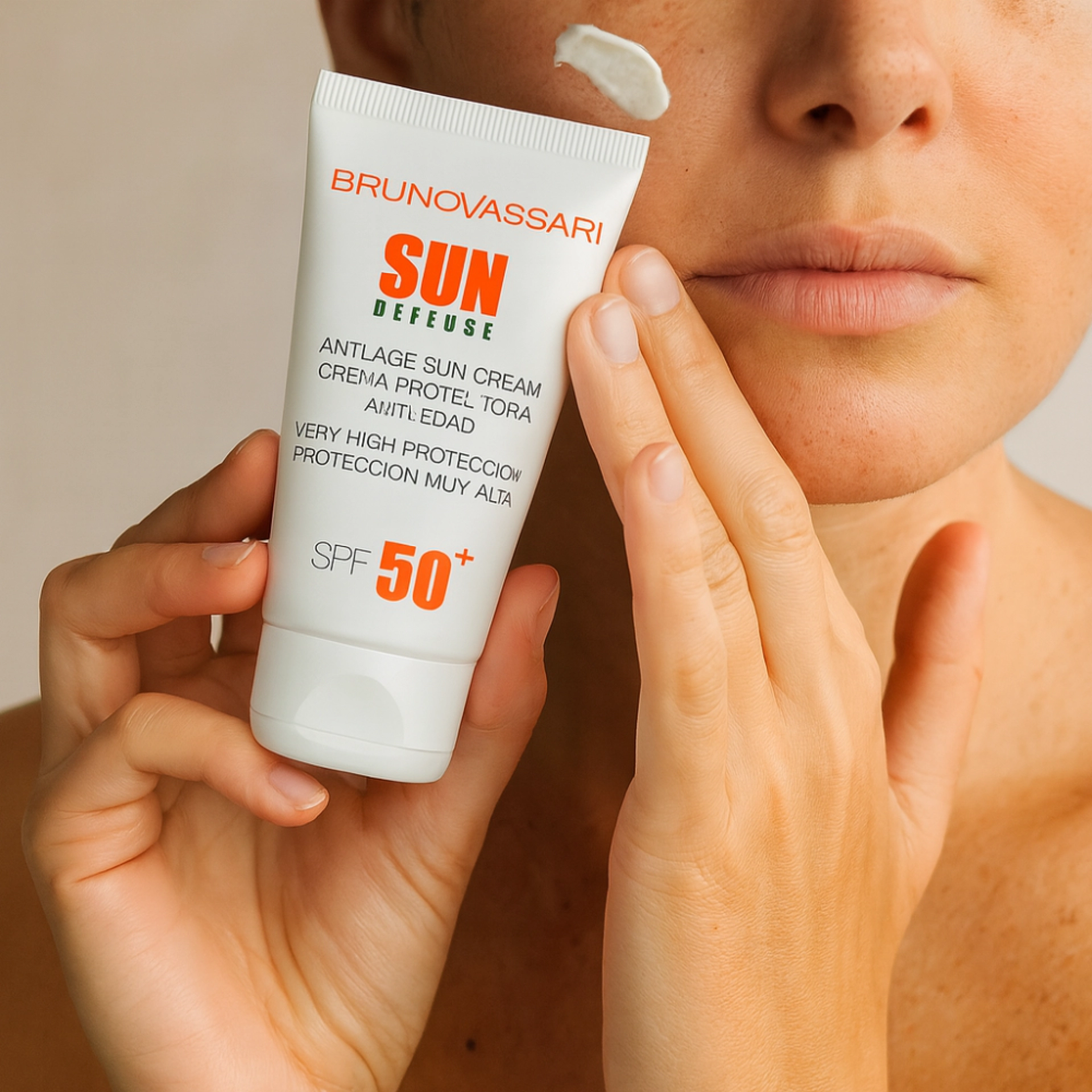 Anti-Age Sun Cream SPF50+ | Protector solar 50ml - Sun Defense - Bruno Vassari ®