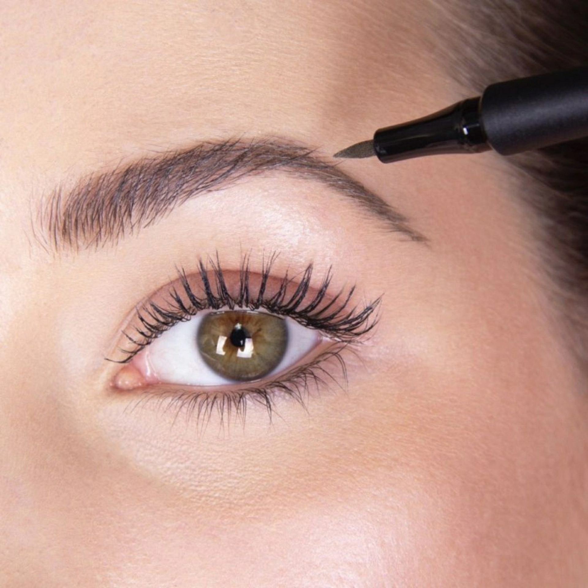 Brow Liner | Delineador de cejas 1ml - Jorge de la Garza ®