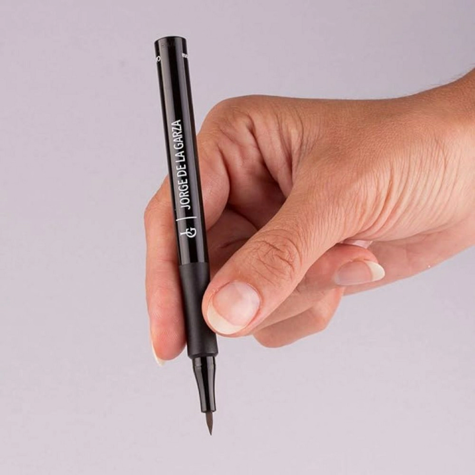 Brow Liner | Delineador de cejas 1ml - Jorge de la Garza ®