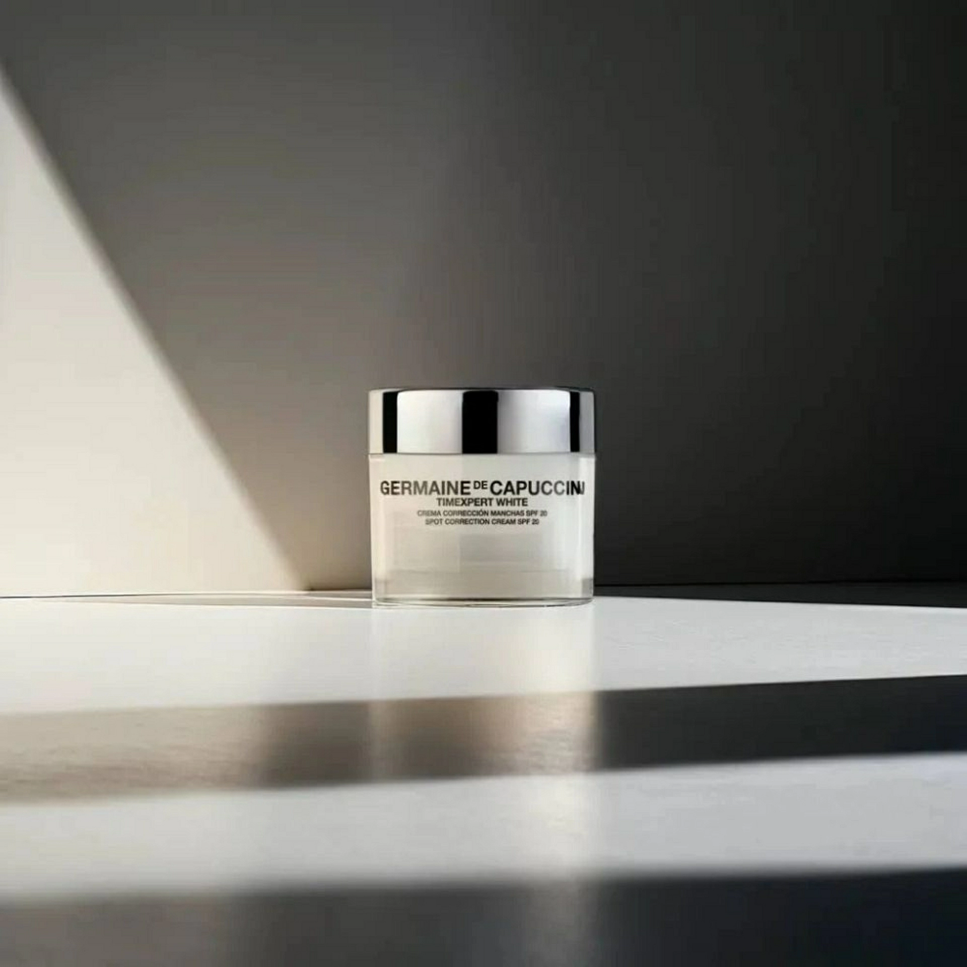 Crema Corrección Manchas SPF20 - 50 ml - Timexpert White - Germaine de Capuccini ®