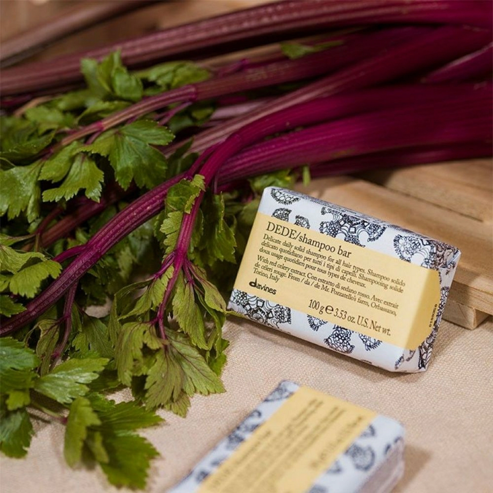 DEDE / Shampoo Bar | Champú delicado sólido 100g - Essential Haircare - Davines ®