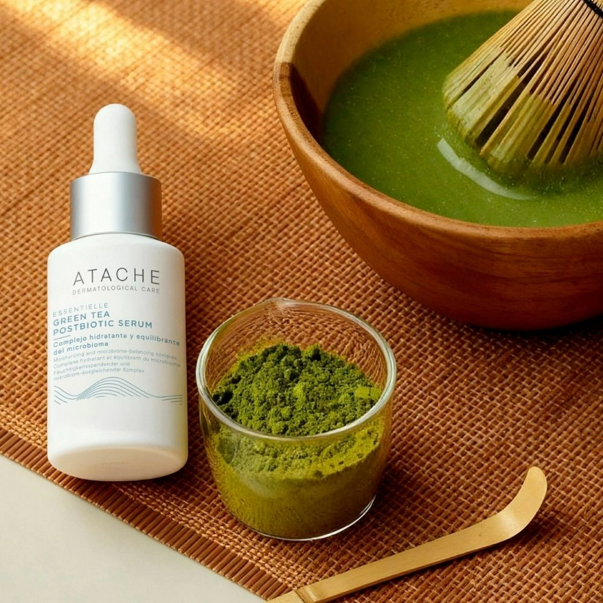 Green Tea Postbiotic Serum | Serum equilibrante con té verde 30ml - Essentielle - Atache ®
