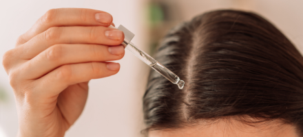 Hair oiling: qué es, cómo hacerlo y qué aceite usar según tu cabello
