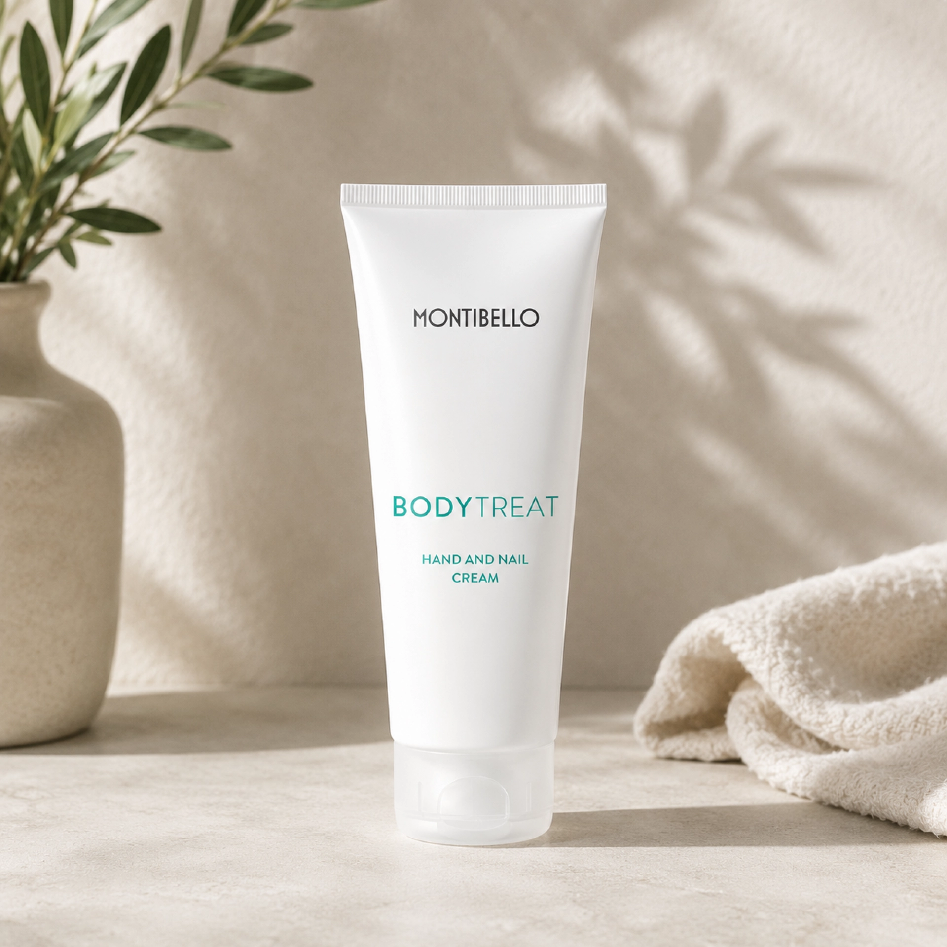 Hand & Nail Cream | Crema Reparadora de Manos y Uñas 100ml - Body Treat - Montibello ®