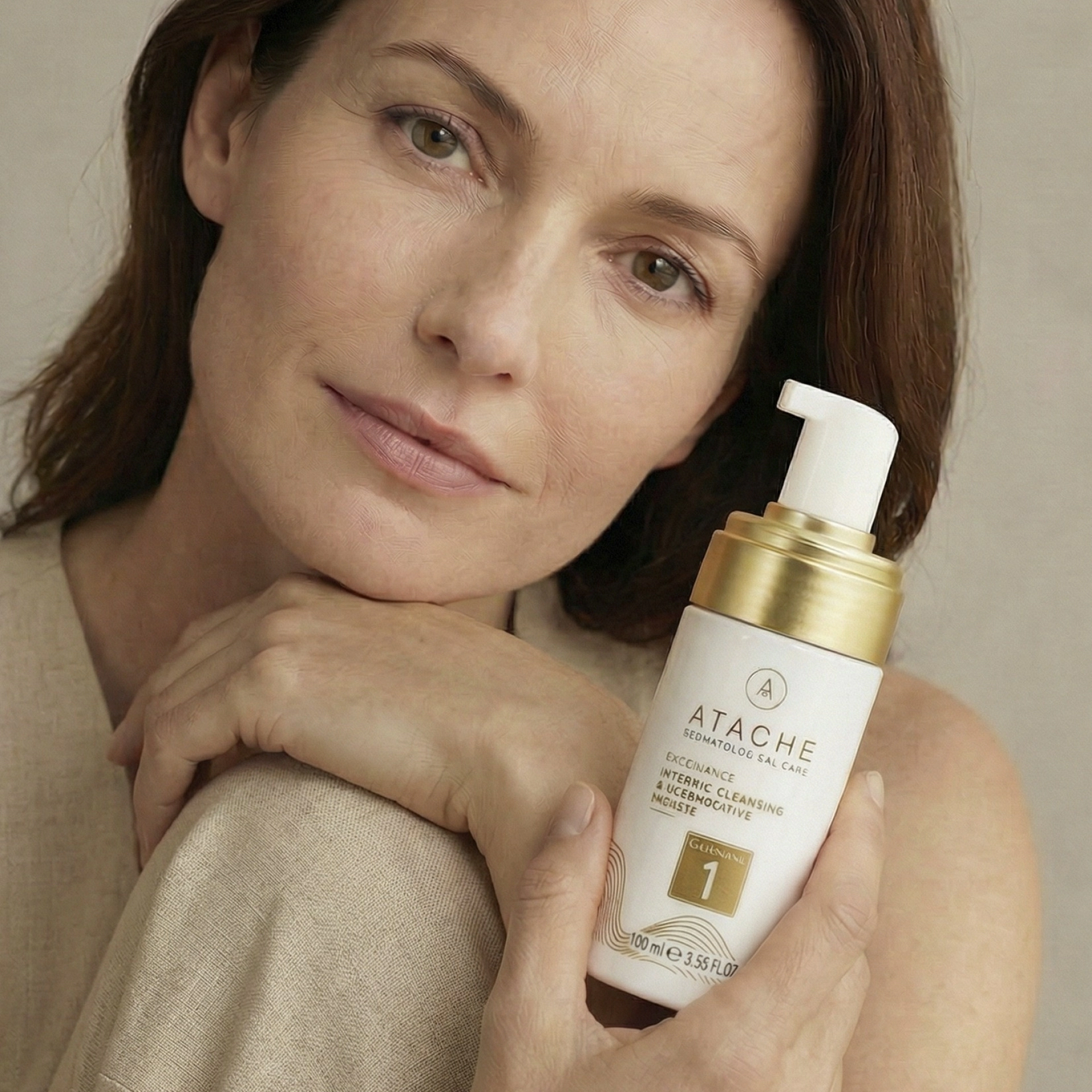 Integral Cleansing & Regenerative Mousse | Mousse limpiador - Excellence - Atache ®