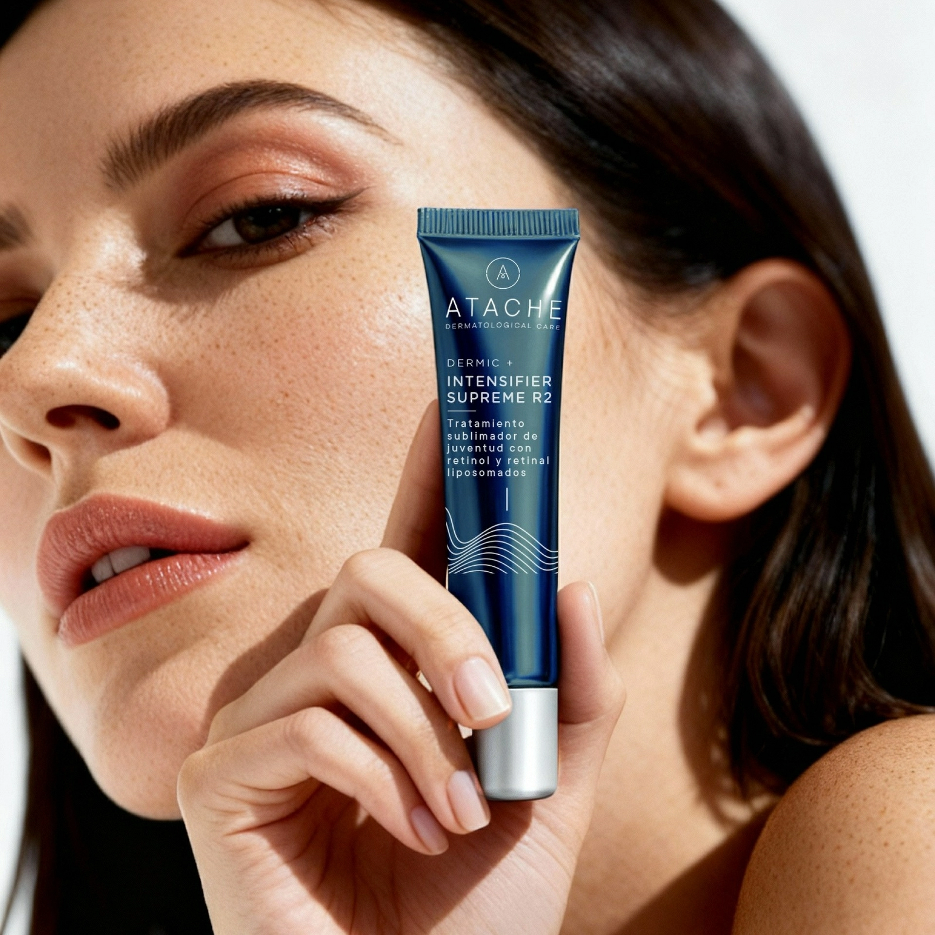 Intensifier Supreme R2 | Serum intensivo con retinol - Dermic + - Atache ®