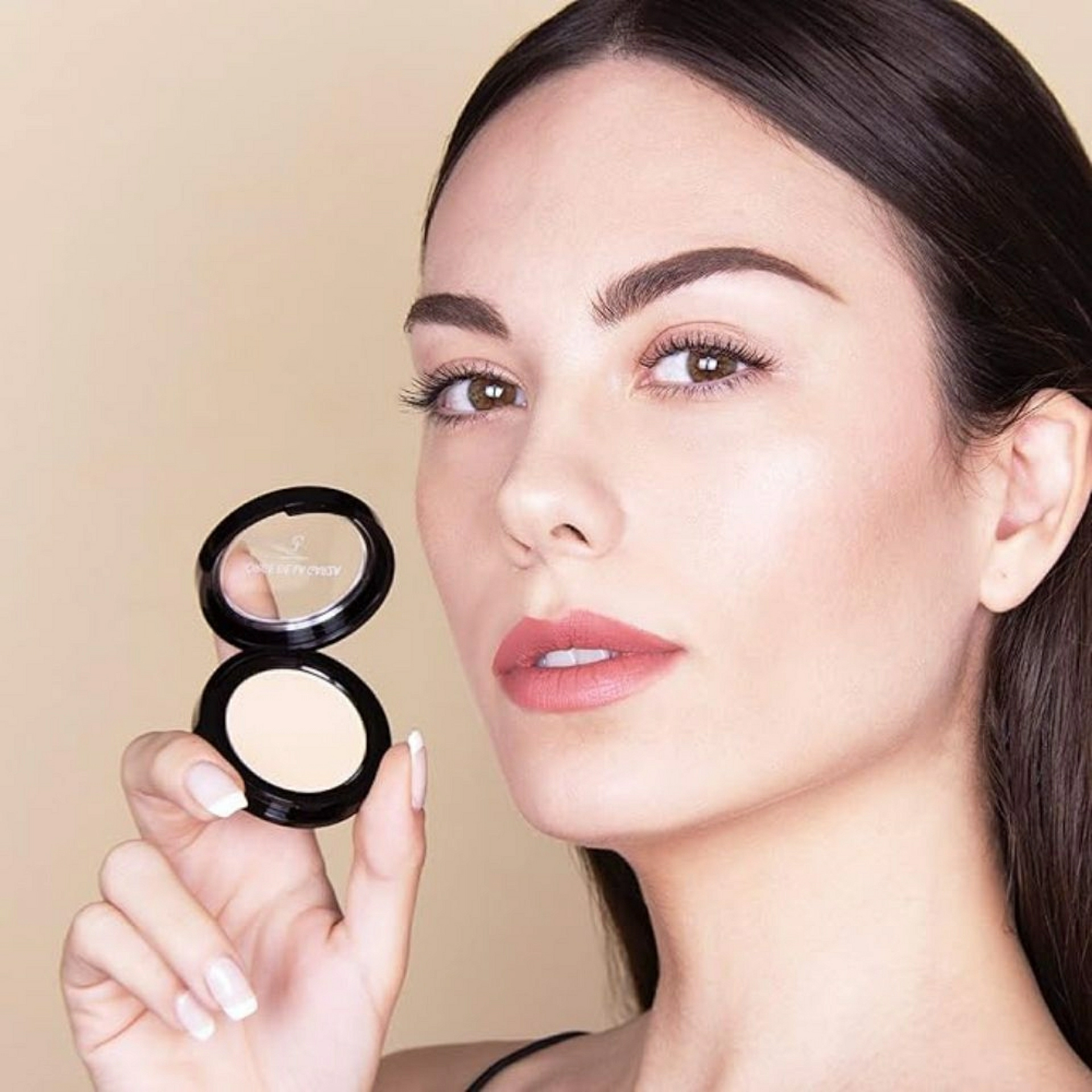 Light Diffusing | Iluminador compacto 10gr - Jorge de la Garza ®