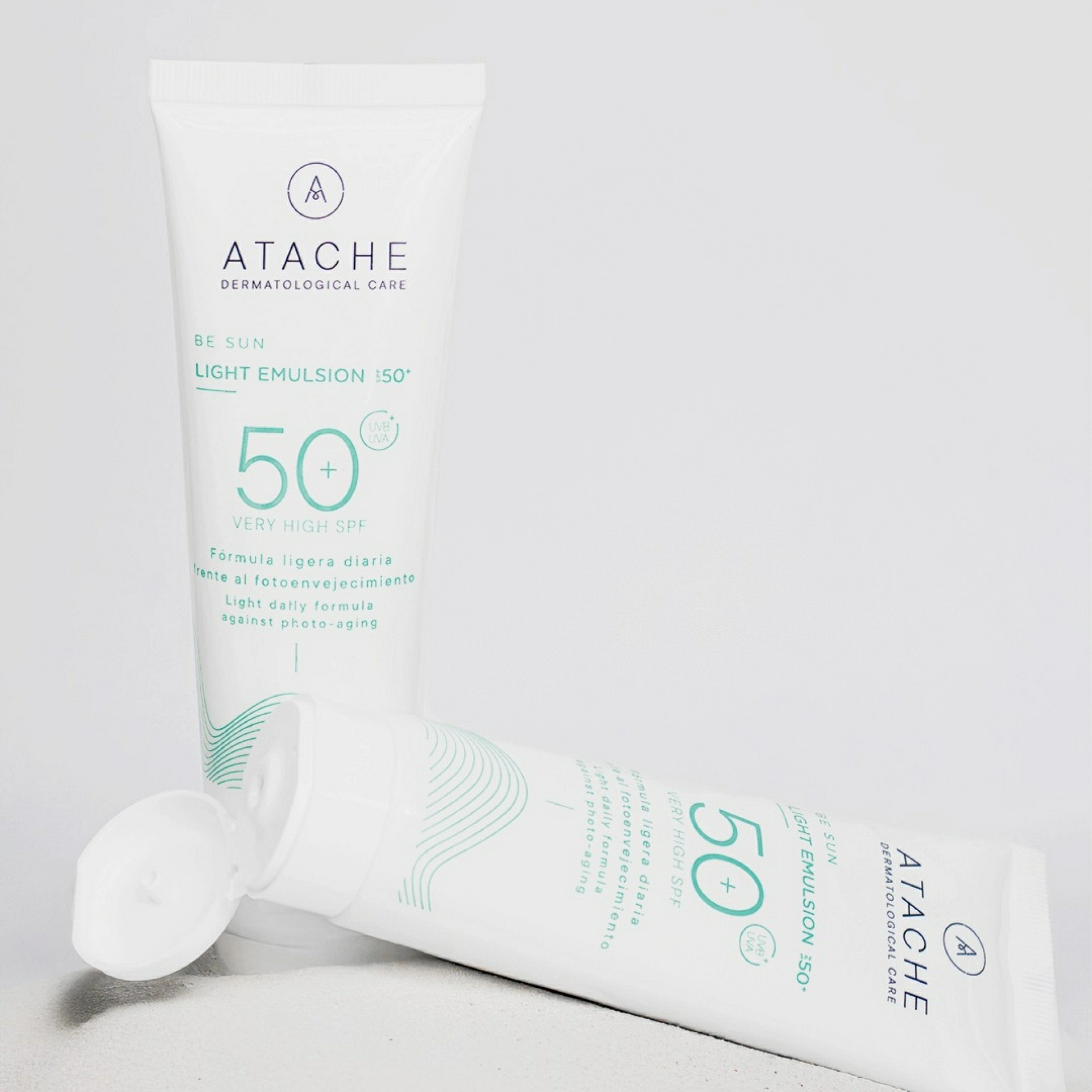 Light Emulsion SPF50+ | Emulsión solar facial suave 75ml - Be Sun - Atache ®