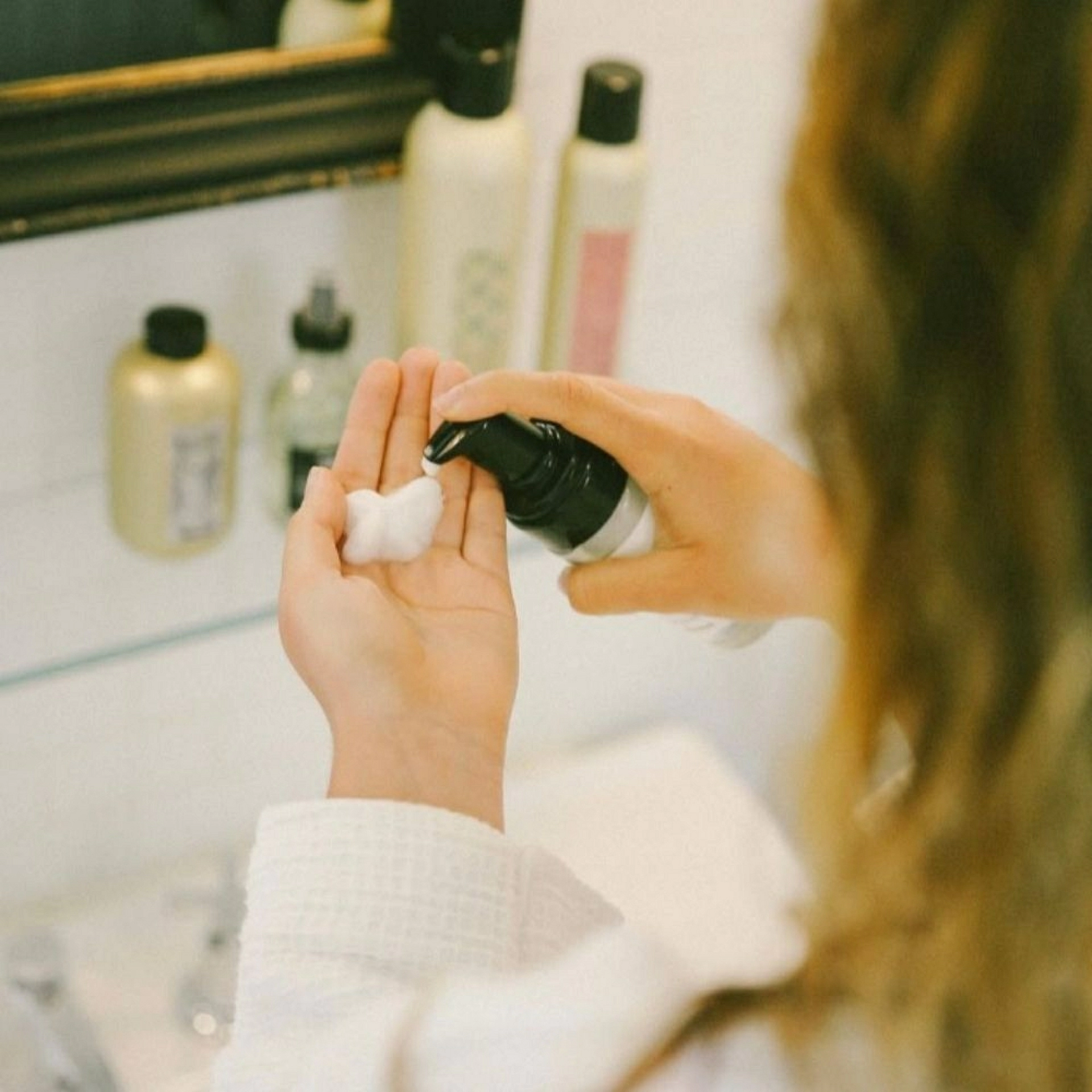 LIQUID SPELL REINFORCING BODIFYING FLUID | Tratamiento reforzador 'sin aclarado' - Liquid Spell - Davines ®