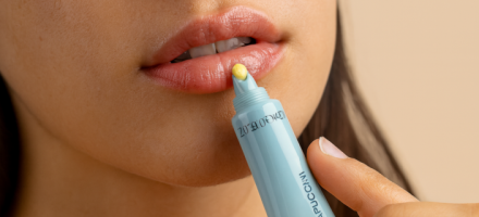 Los mejores bálsamos labiales para hidratar y rejuvenecer tus labios