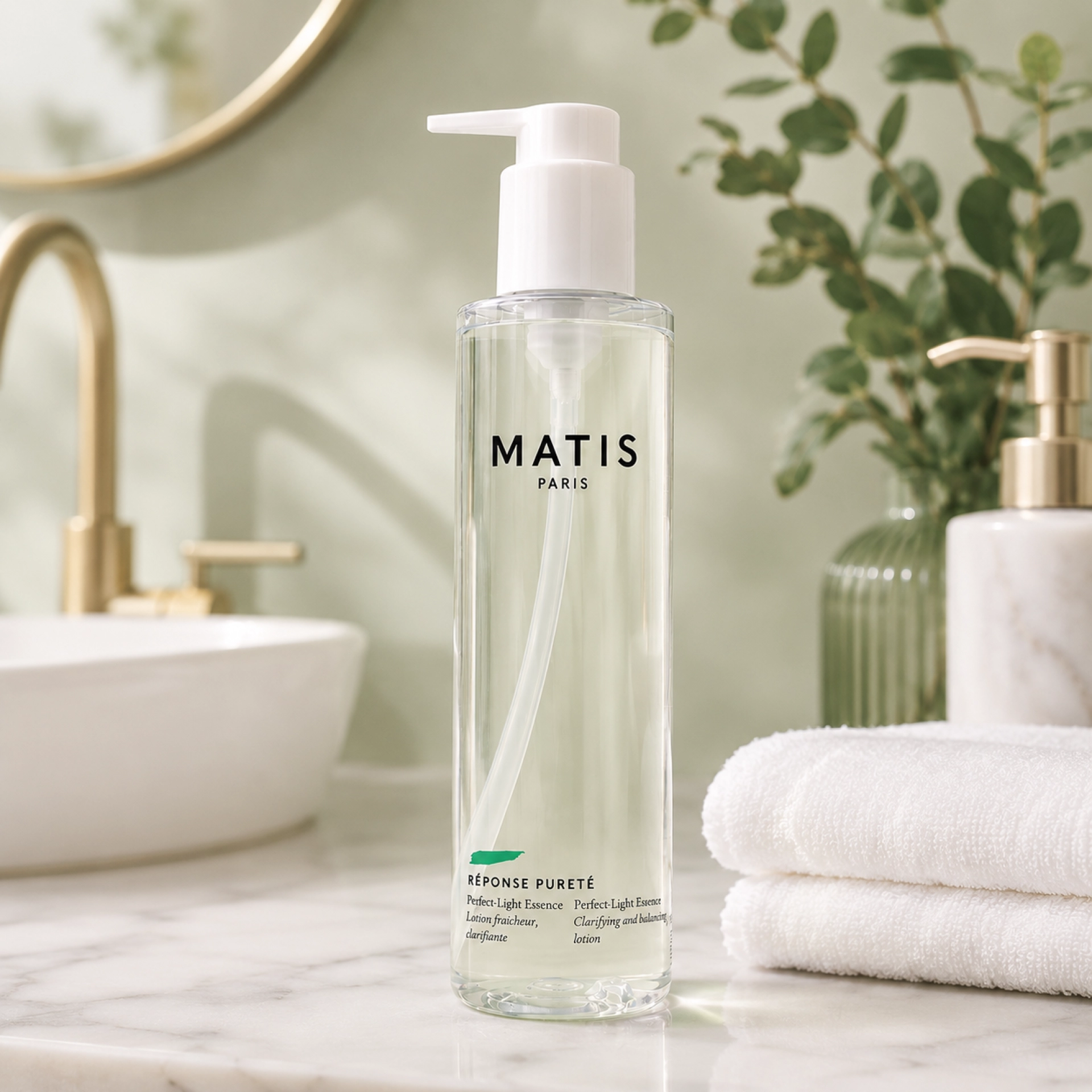 Perfect-Light Essence | Tónico Clarificante y Equilibrante 200 ml – Pureté – Matis Paris ®