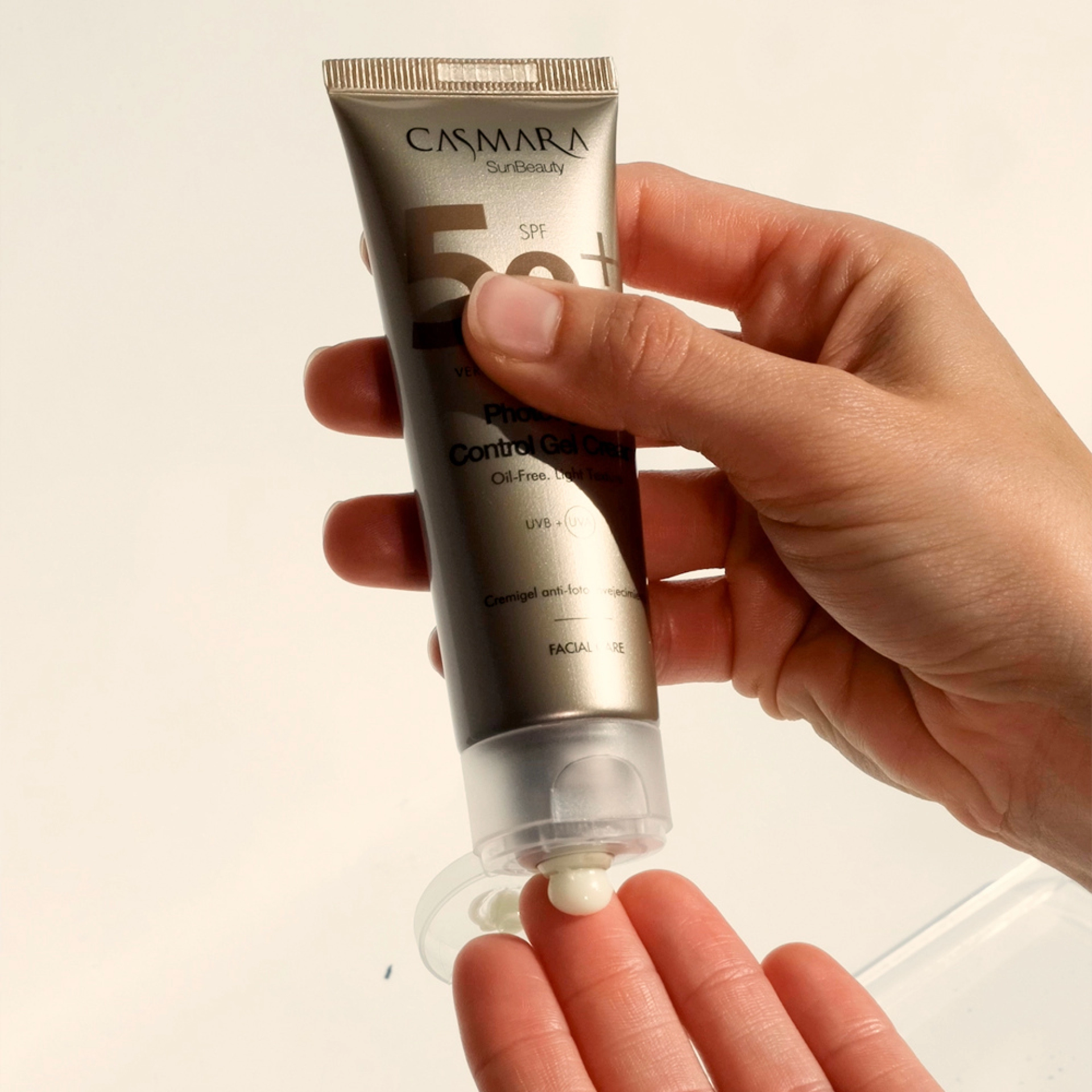 Photoaging Control Gel Cream SPF50 50ml | Crema Solar - Casmara ®