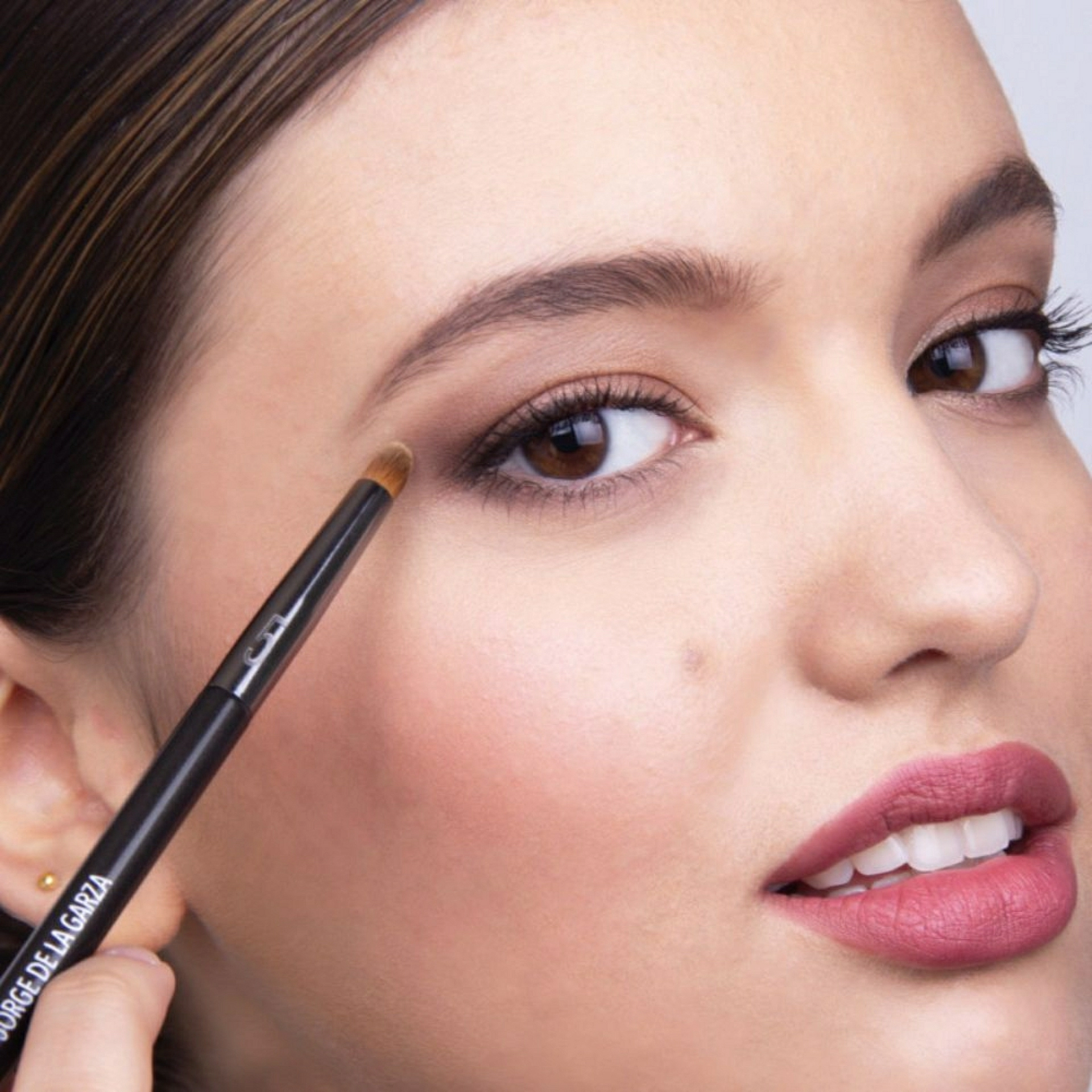 Pincel B5 - Difuminador | Pincel de maquillaje profesional - Jorge de la Garza ®