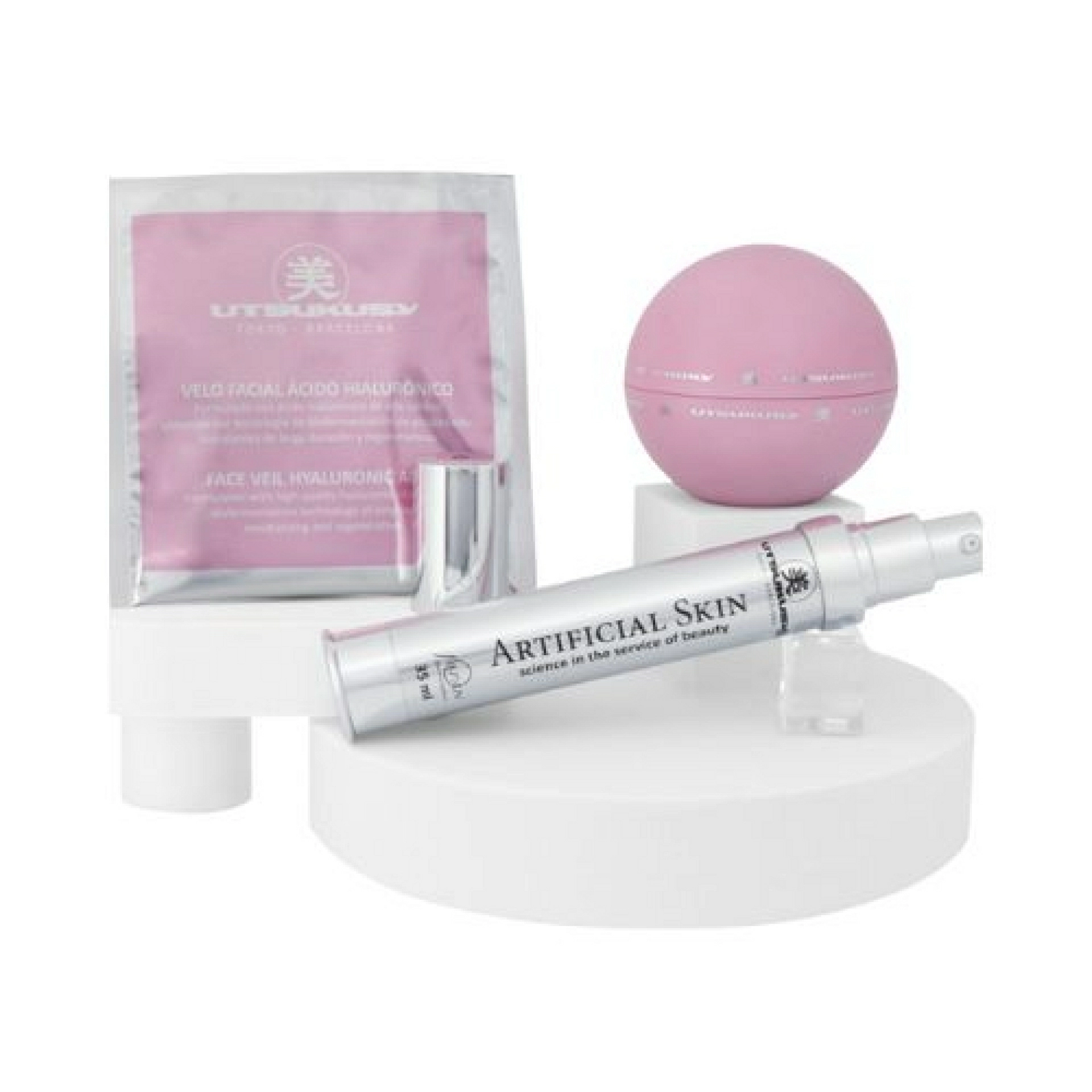 Set Navidad 2025 Artificial Skin | Crema 50 ml + Serum 35 ml + Velo de Ácido Hialurónico + Neceser – Utsukusy ®