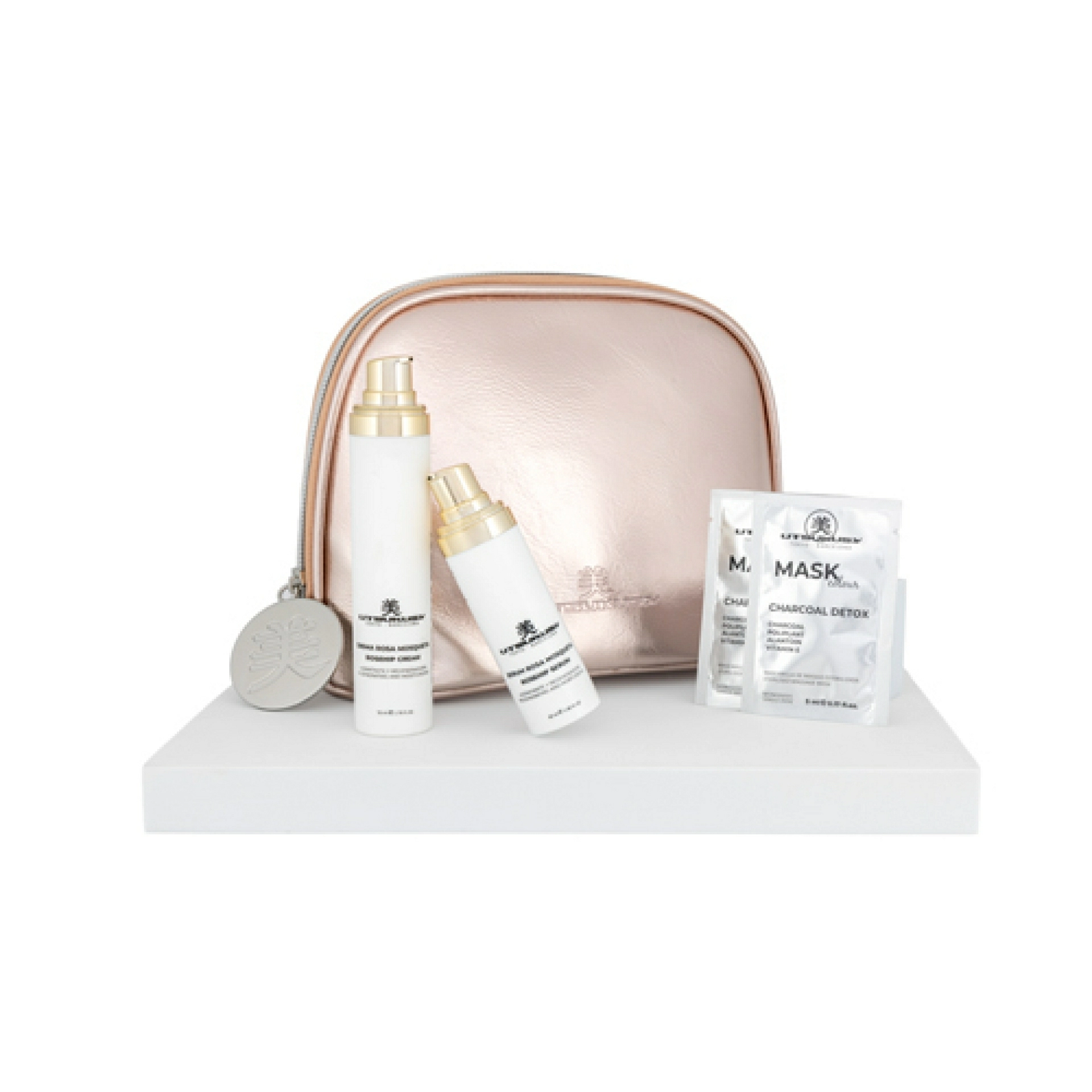 Set Navidad 2025 Rosa Mosqueta | Crema Rosa Mosqueta 50ml + Serum Rosa Mosqueta 30ml + 2 Mascarillas Charcoal Detox + Neceser de Regalo - Utsukusy ®