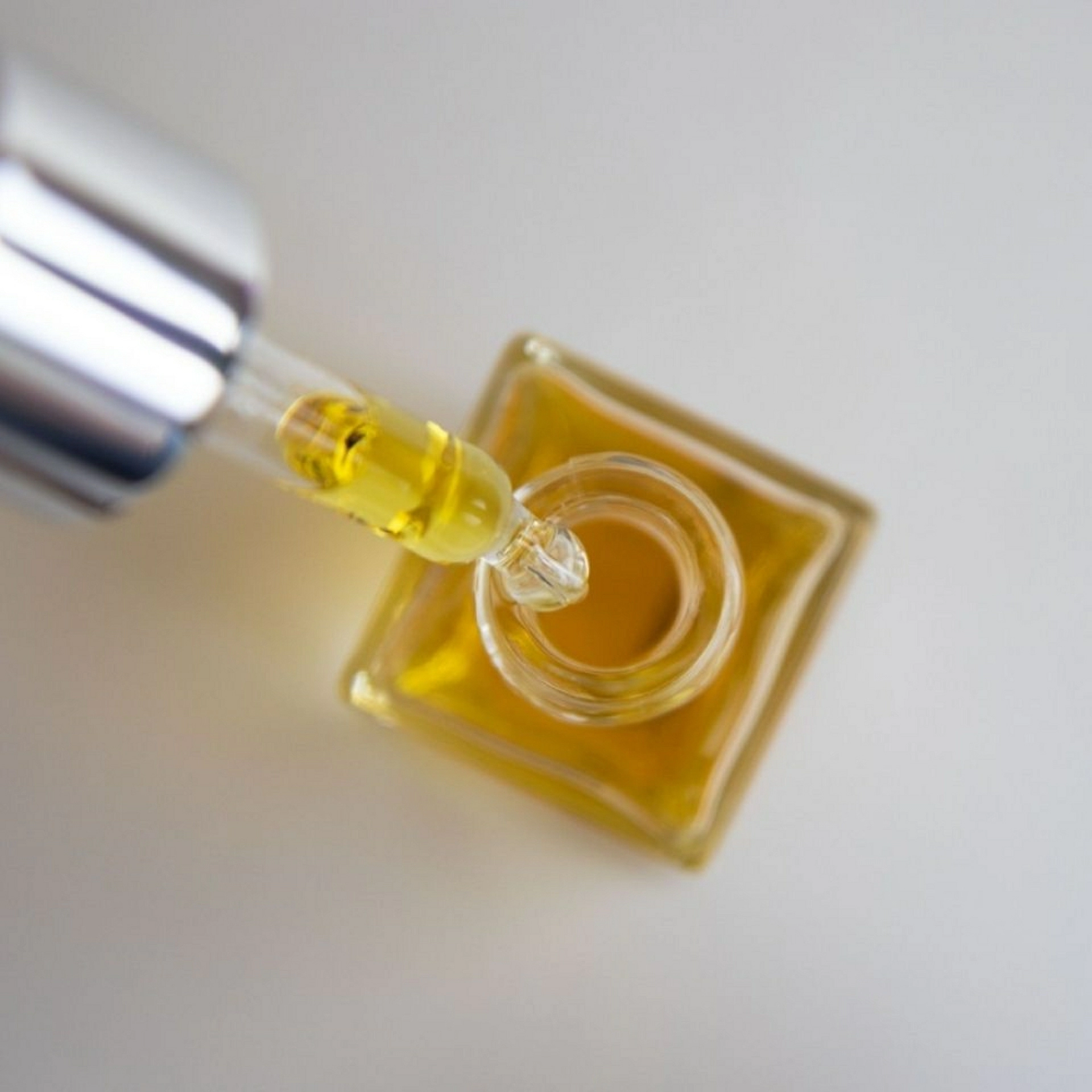 Silky Serum | Sérum antiedad 30ml - Happiness Cosmetics - Arôms Natur ®