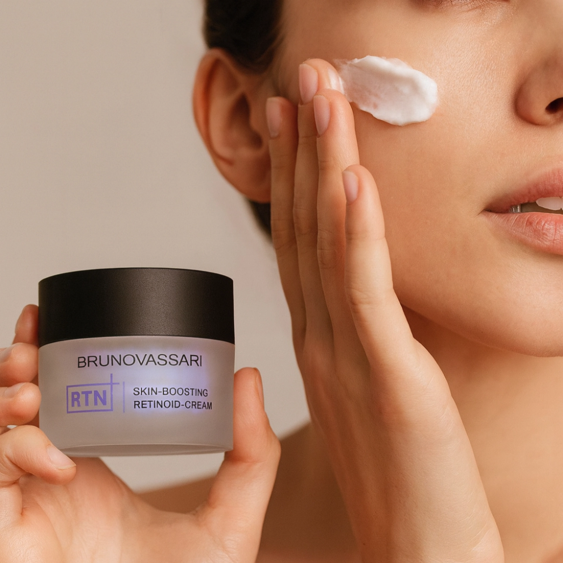 Skin Boosting Retinoid Cream | Crema renovadora con retinol 50ml - RTN+ - Bruno Vassari ®