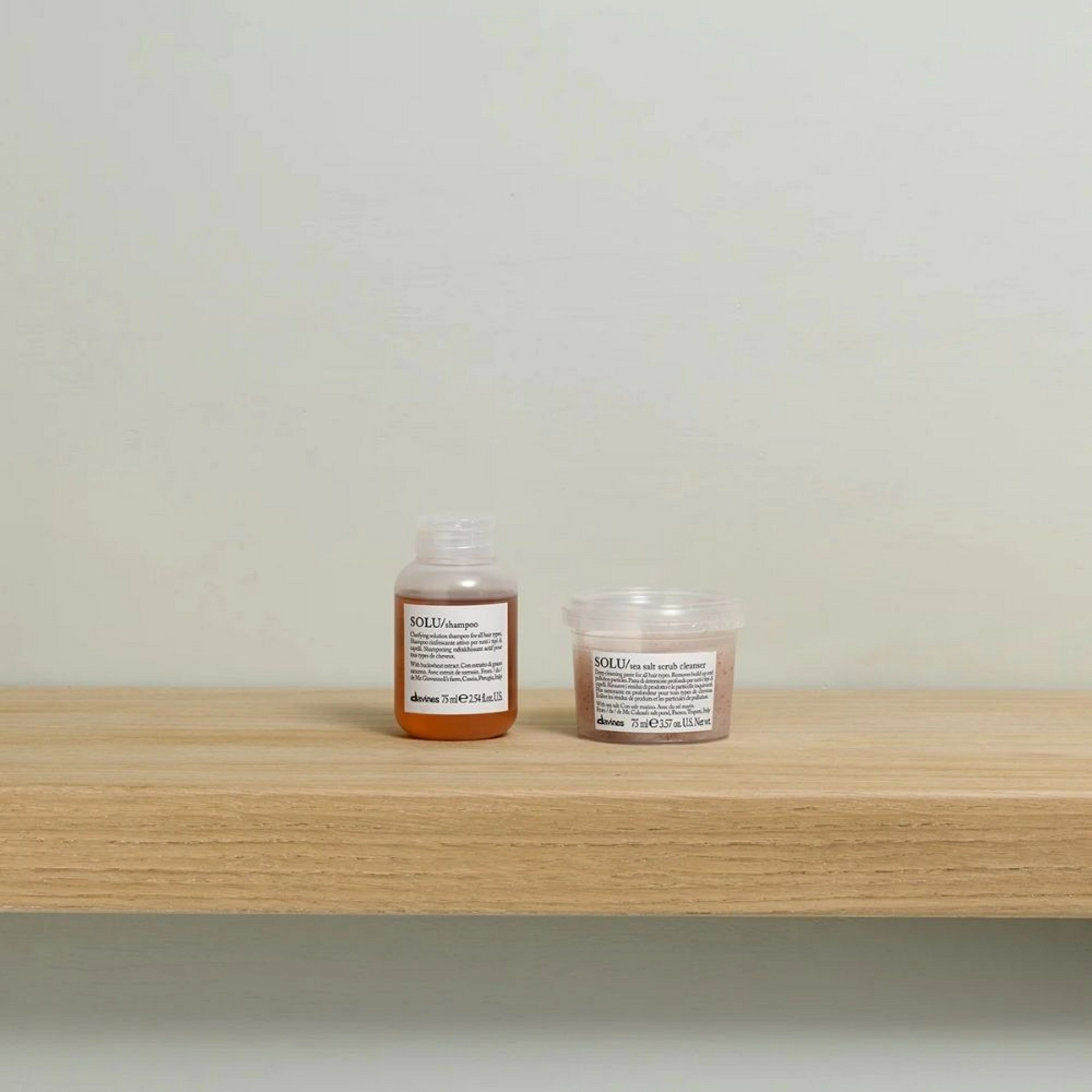 SOLU / Sea Salt Scrub | Pasta exfoliante - Essential Haircare - Davines ®