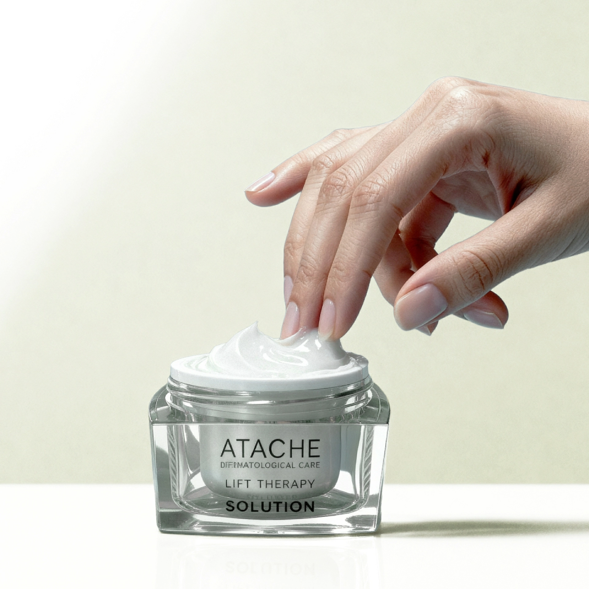 Solution | Crema facial reafirmante 50ml - Lift Therapy - Atache ®