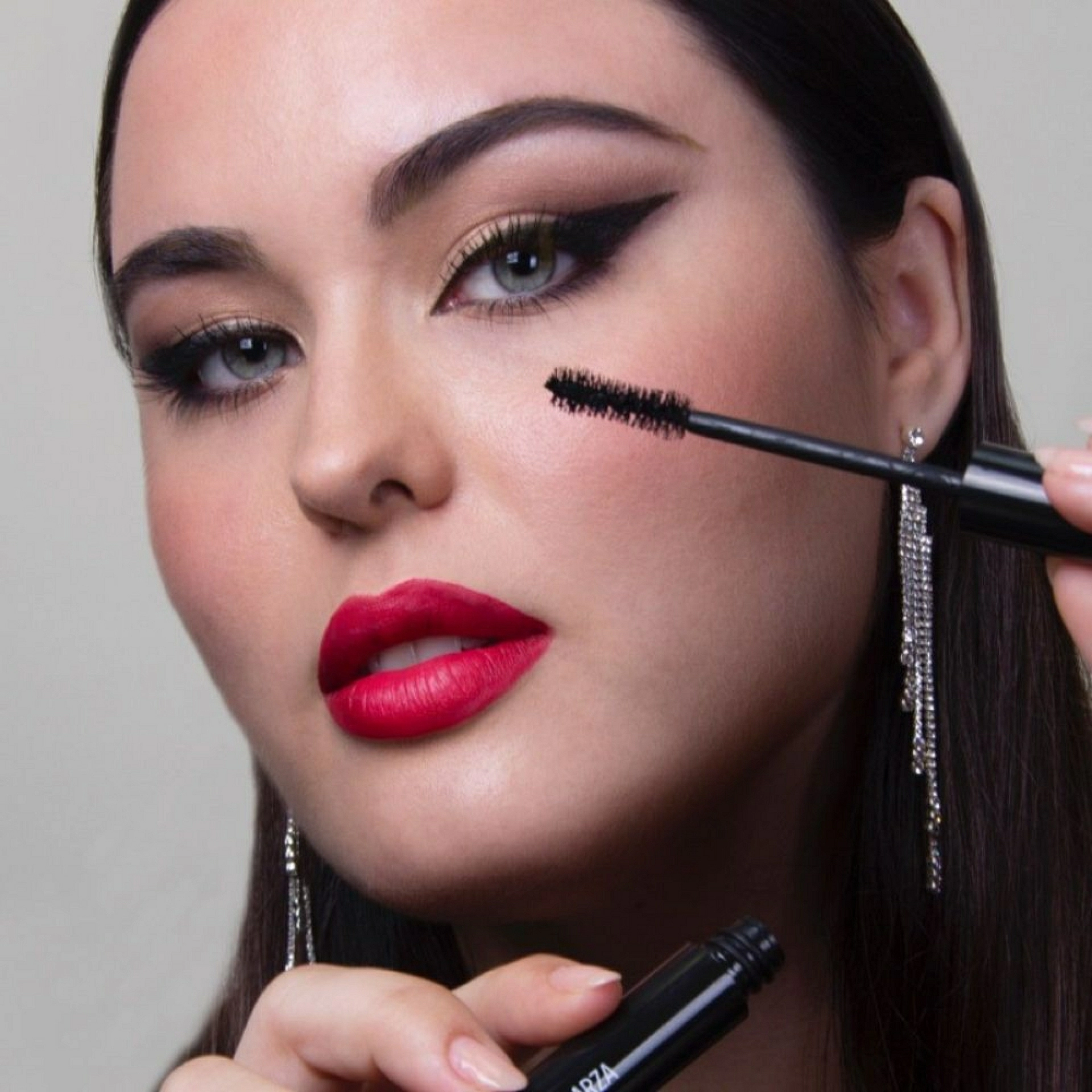 Total 24h | Máscara de pestañas de larga duración 10ml - Jorge de la Garza ®