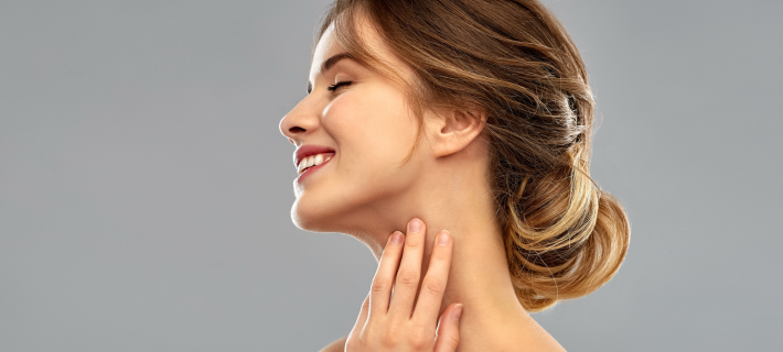 Cremas antiedad para cuello y escote